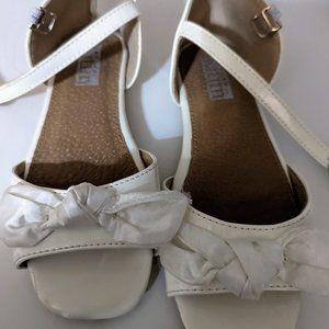 Dress sandals
